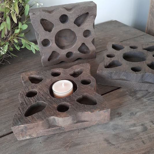 Houten theelichthouder stoer sober