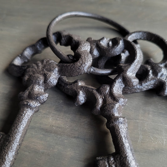 Setje oude sleutels ijzer