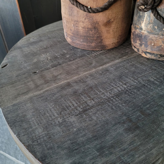 Wijntafel sober vergrijsd hout (bestelbaar)