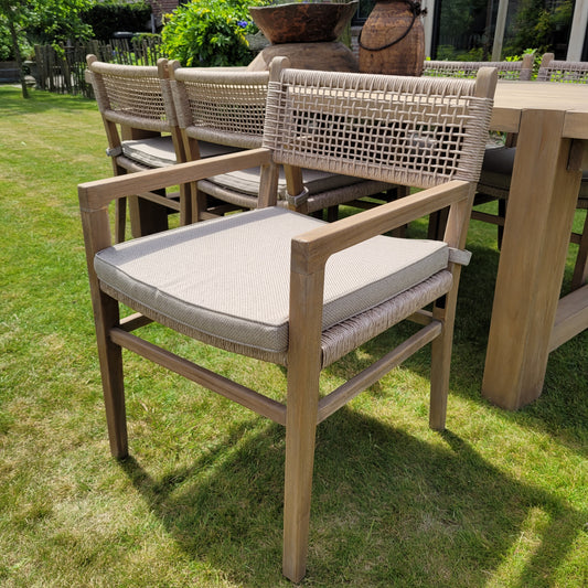 Houten tuinstoel landelijk ratan incl. zitkussen