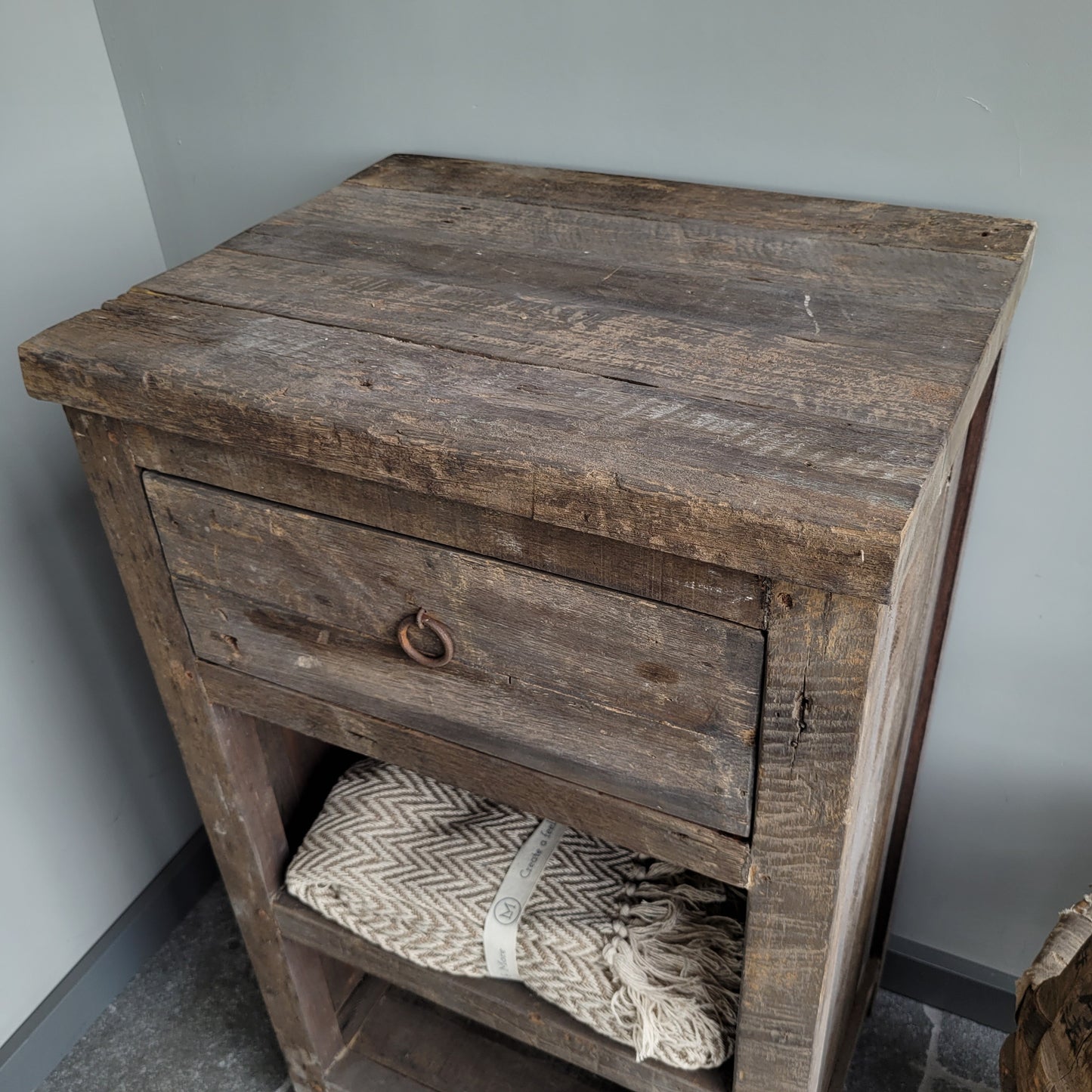 Sidetable dressoir oud hout driftwood 1 lade Kota