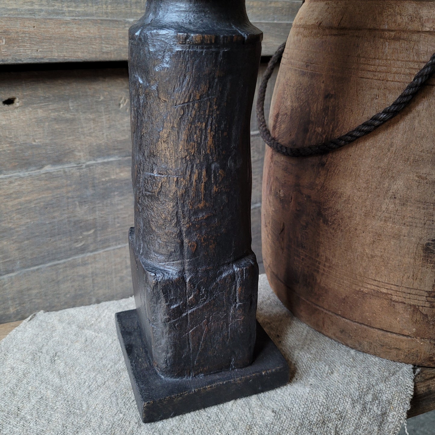 Kandelaar hout oud zwart