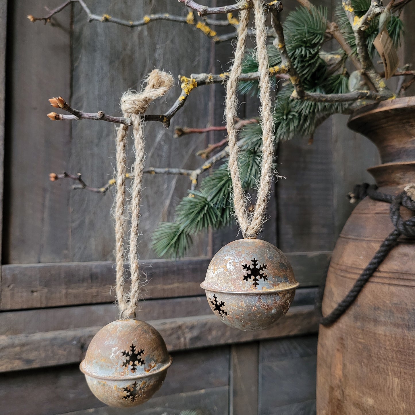 Kerstbal sneeuwvlok aan touw roest S