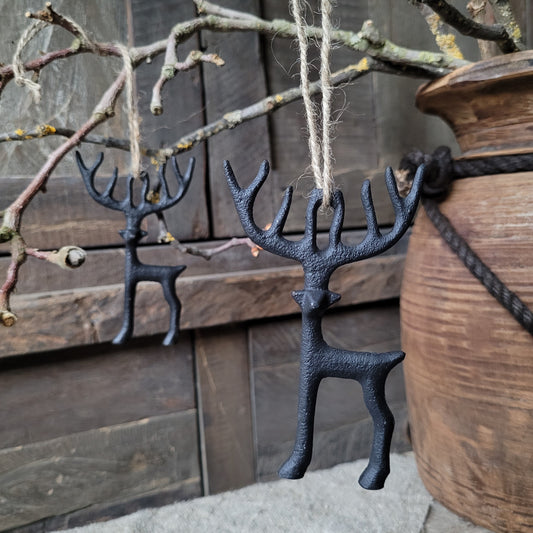 Rendier hanger aan touw zwart metaal