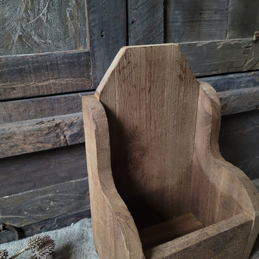 Oud houten gruttersbakje