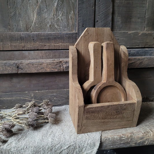 Oud houten gruttersbakje