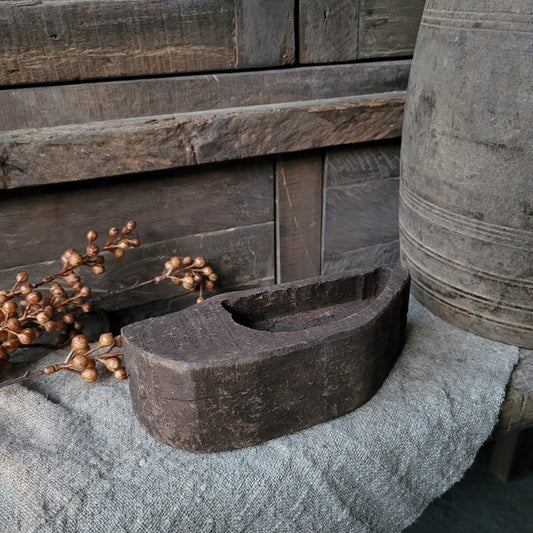 Oud houten kruidenbakje