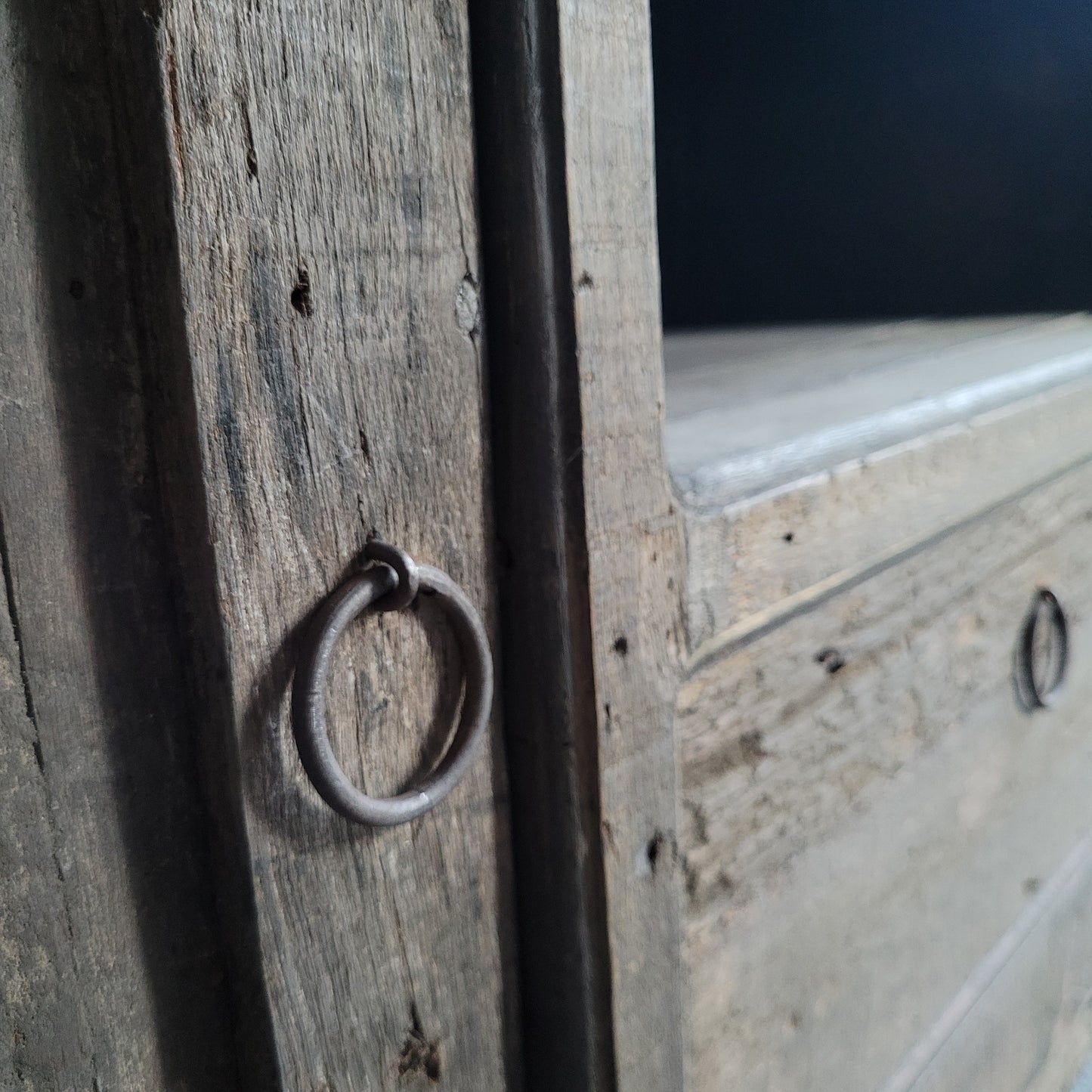 Tv meubel | dressoir oud hout driftwood paneeldeurtjes