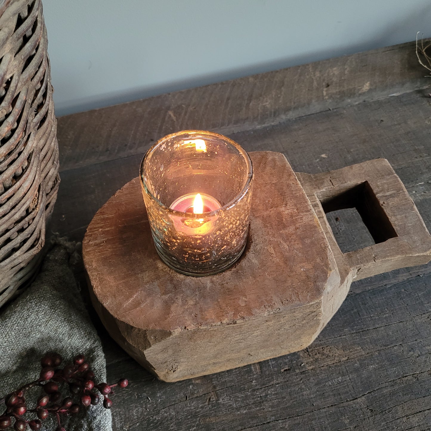 Oud houten vijzel met handvat nr. 8