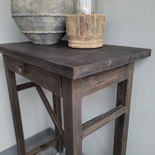 Sidetable Vintage sober vergrijsd