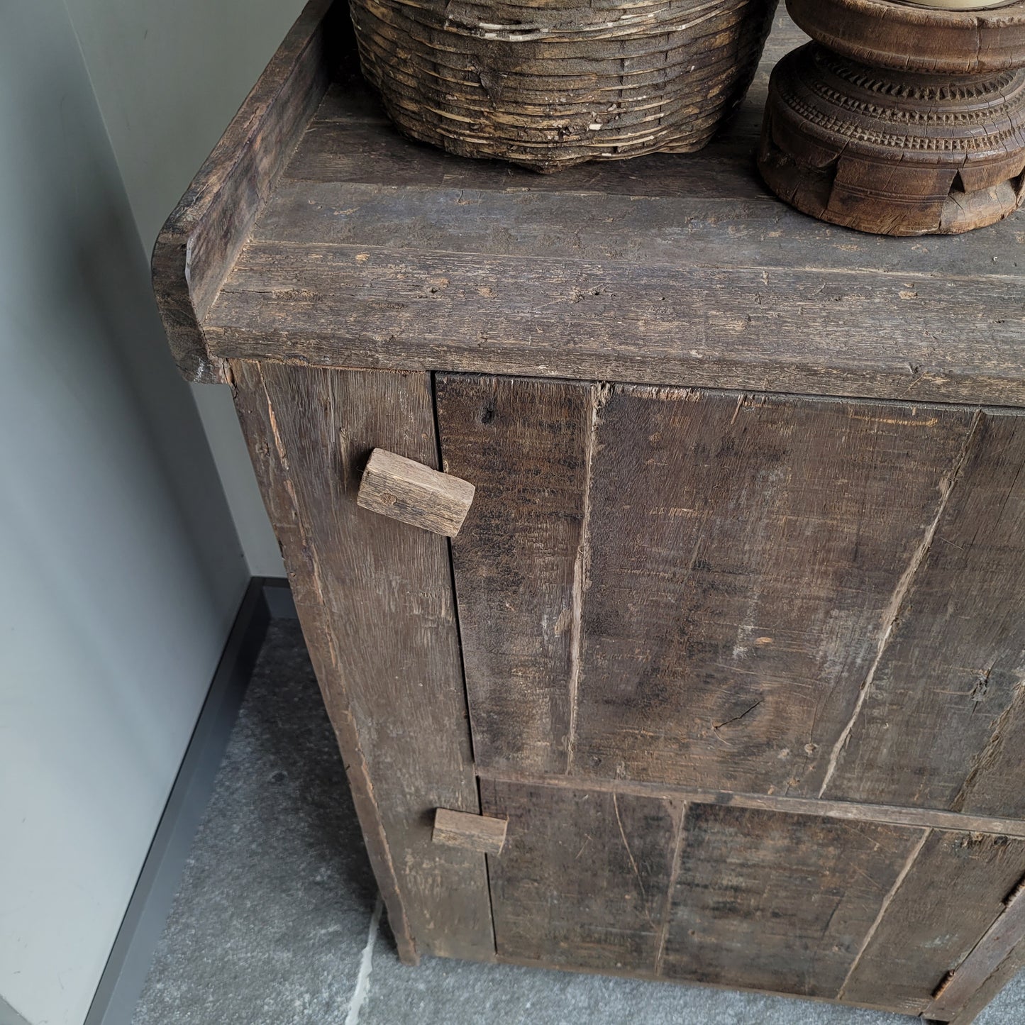 Kastje 2-deurs oud hout driftwood