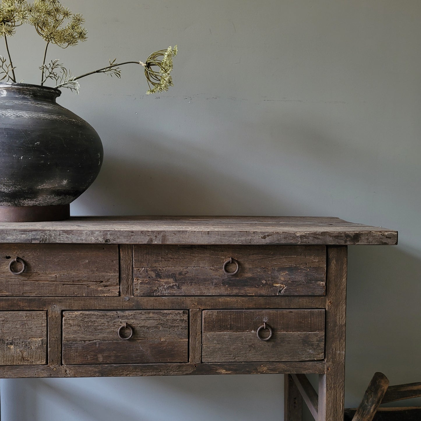 Sidetable oud hout driftwood sober 5 lades