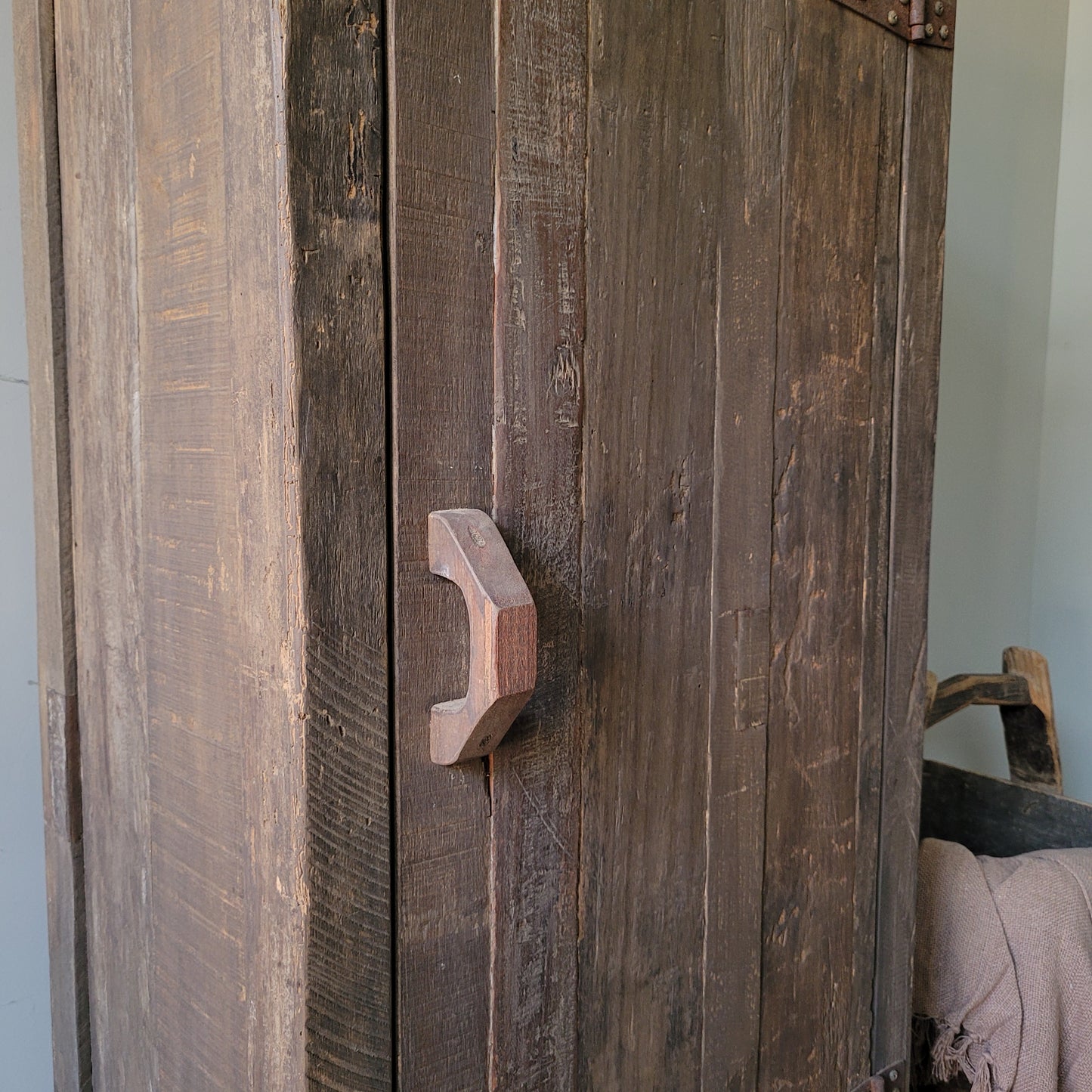 Eendeurs kast Kesi oud hout driftwood