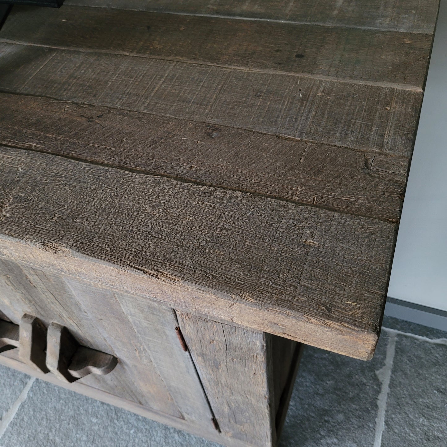 Dressoir oud hout driftwood schuifslot