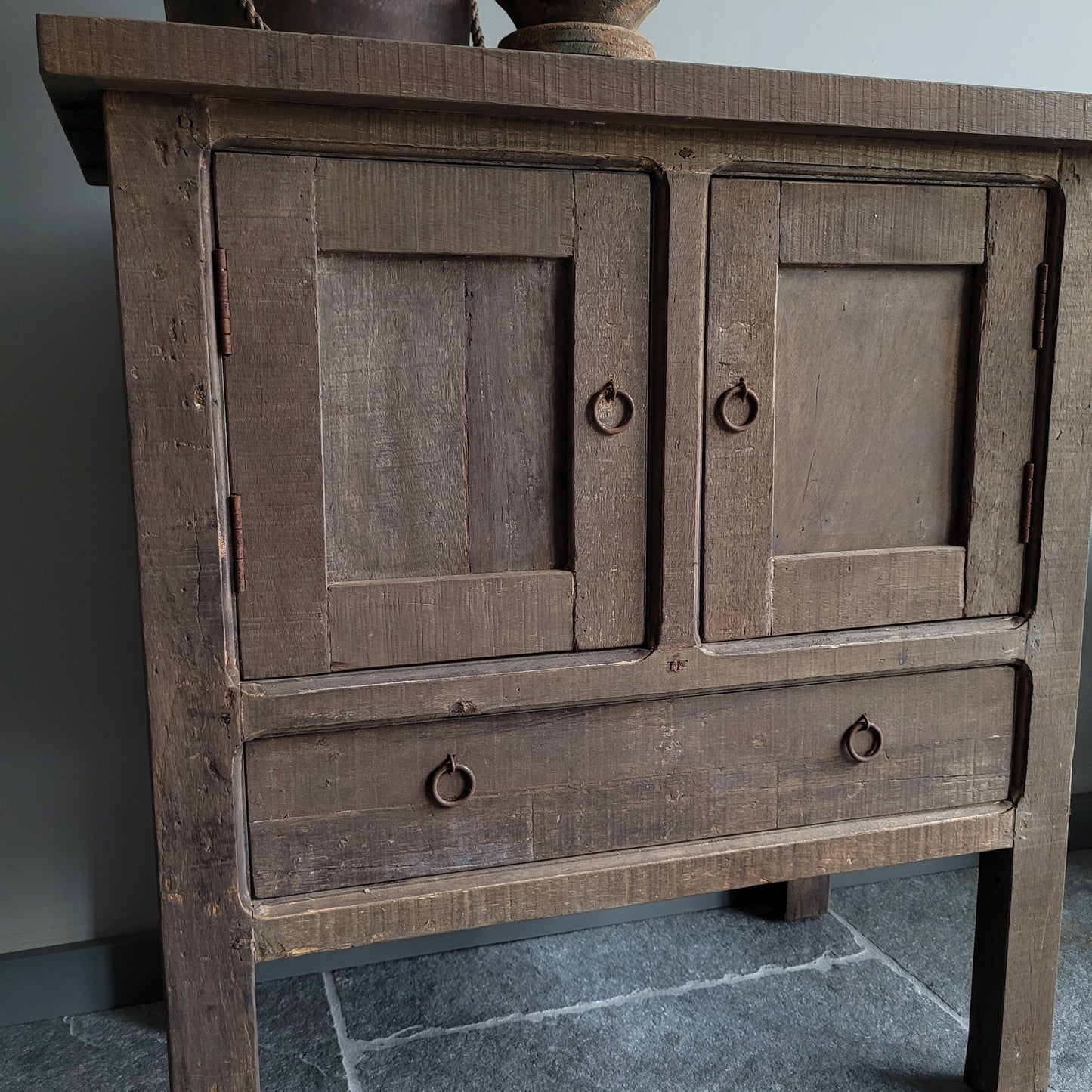 Kastje | commode driftwood