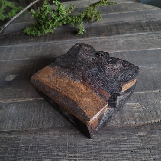 Uniek oud houten kruidendoosje