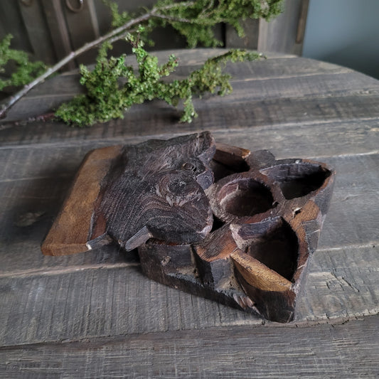 Uniek oud houten kruidendoosje