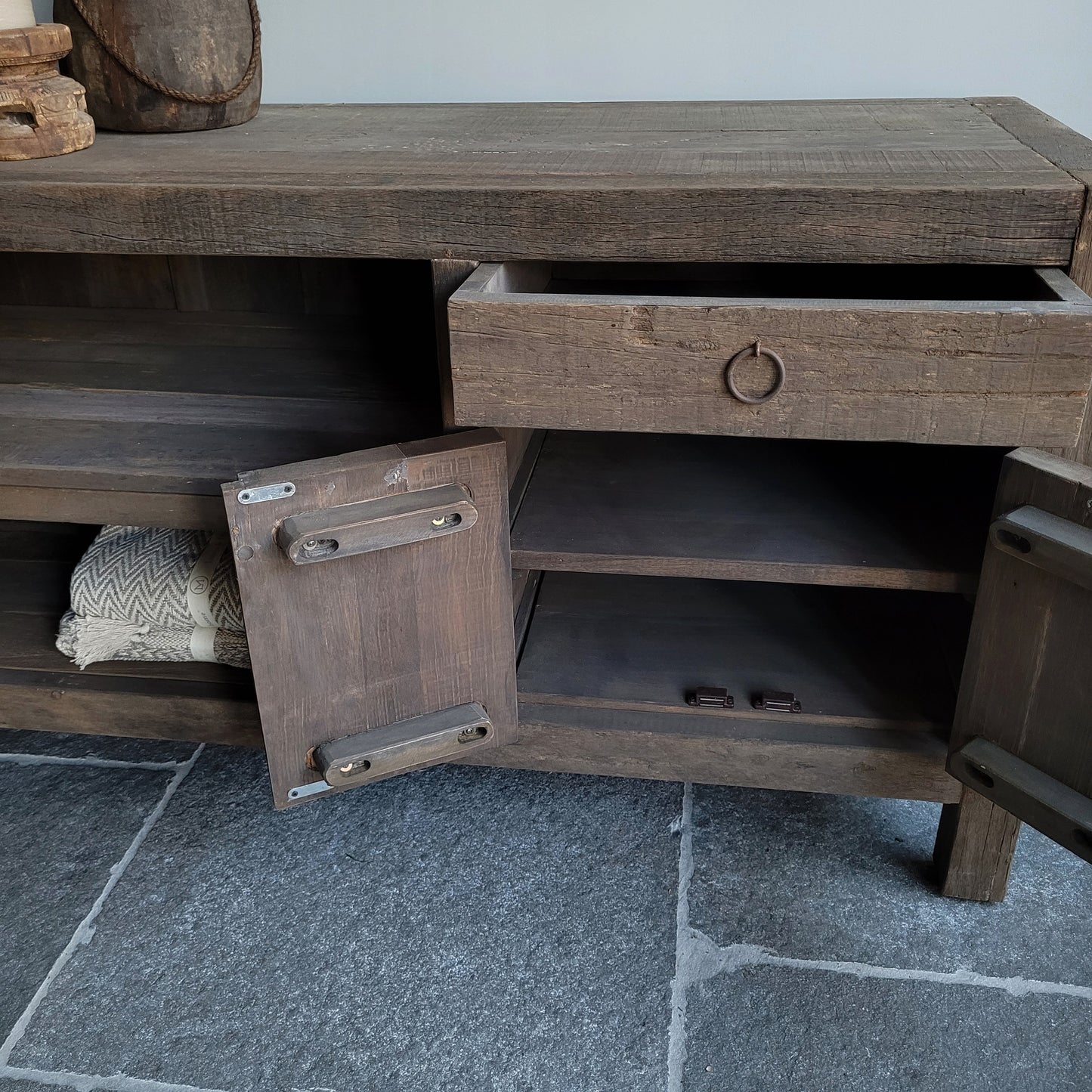 Tv meubel | dressoir 150cm oud hout driftwood