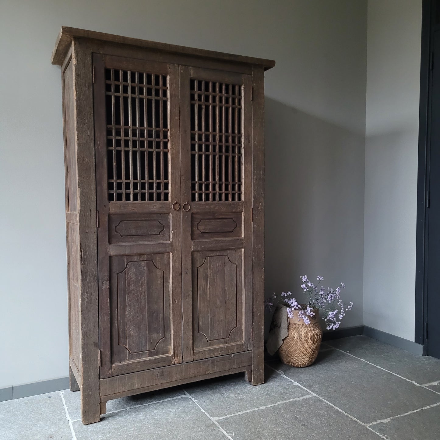 Kast Nepali driftwood 2-deurs