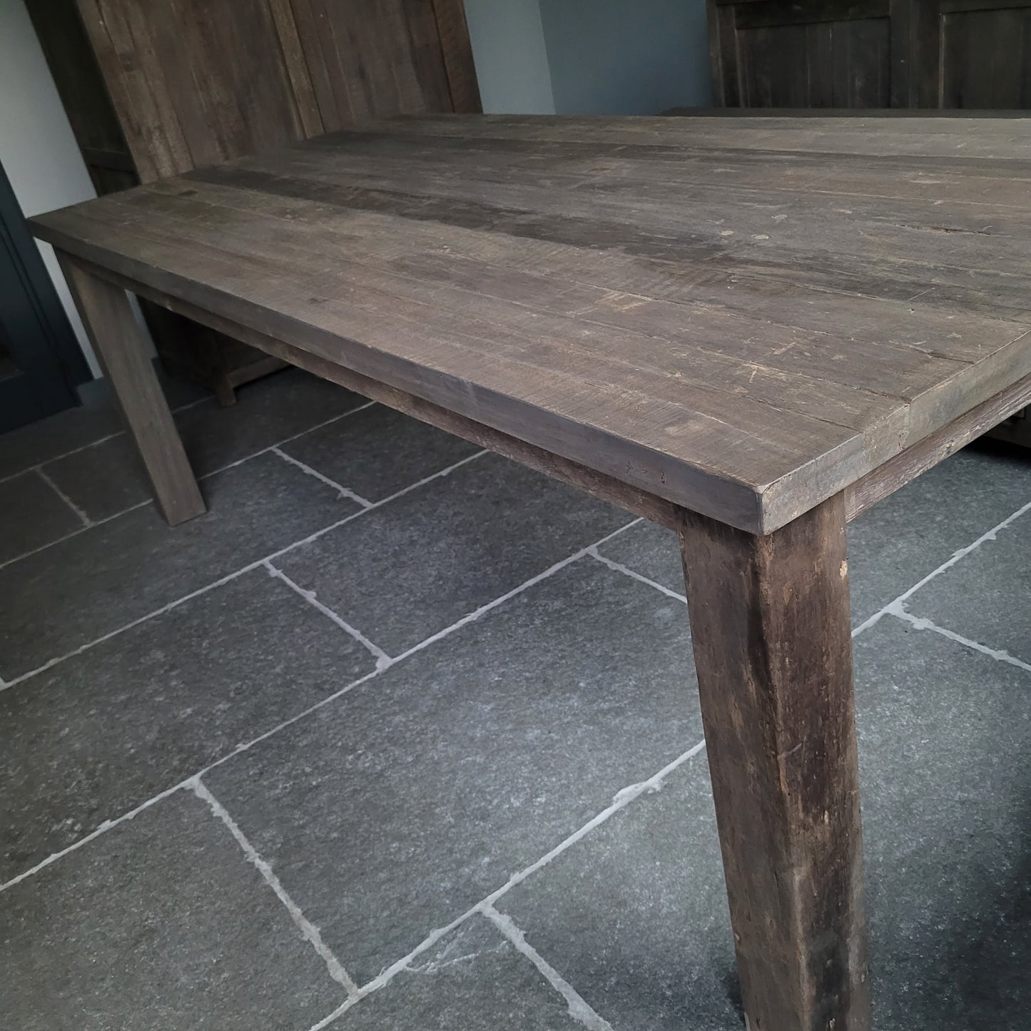 Eettafel driftwood blokpoot