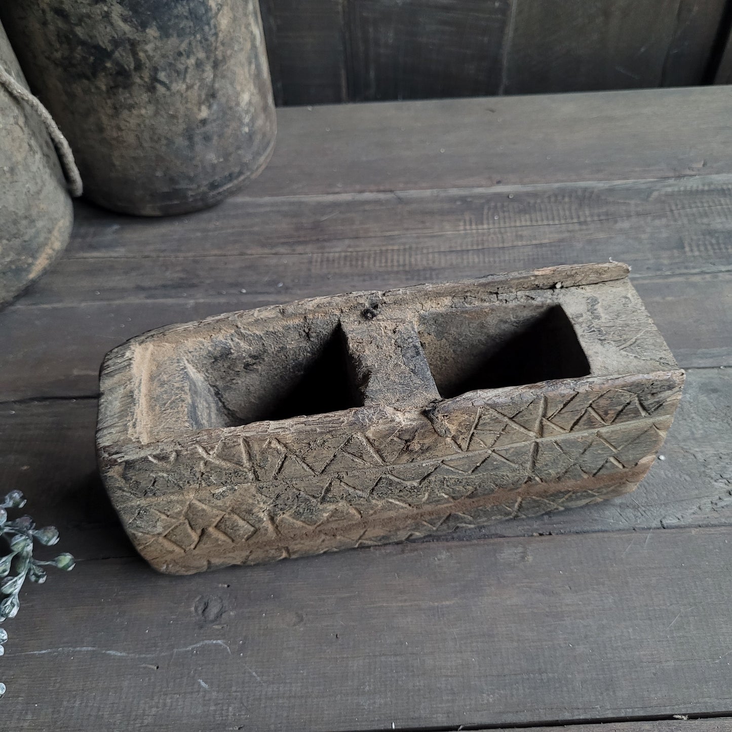 Uniek oud houten bakje