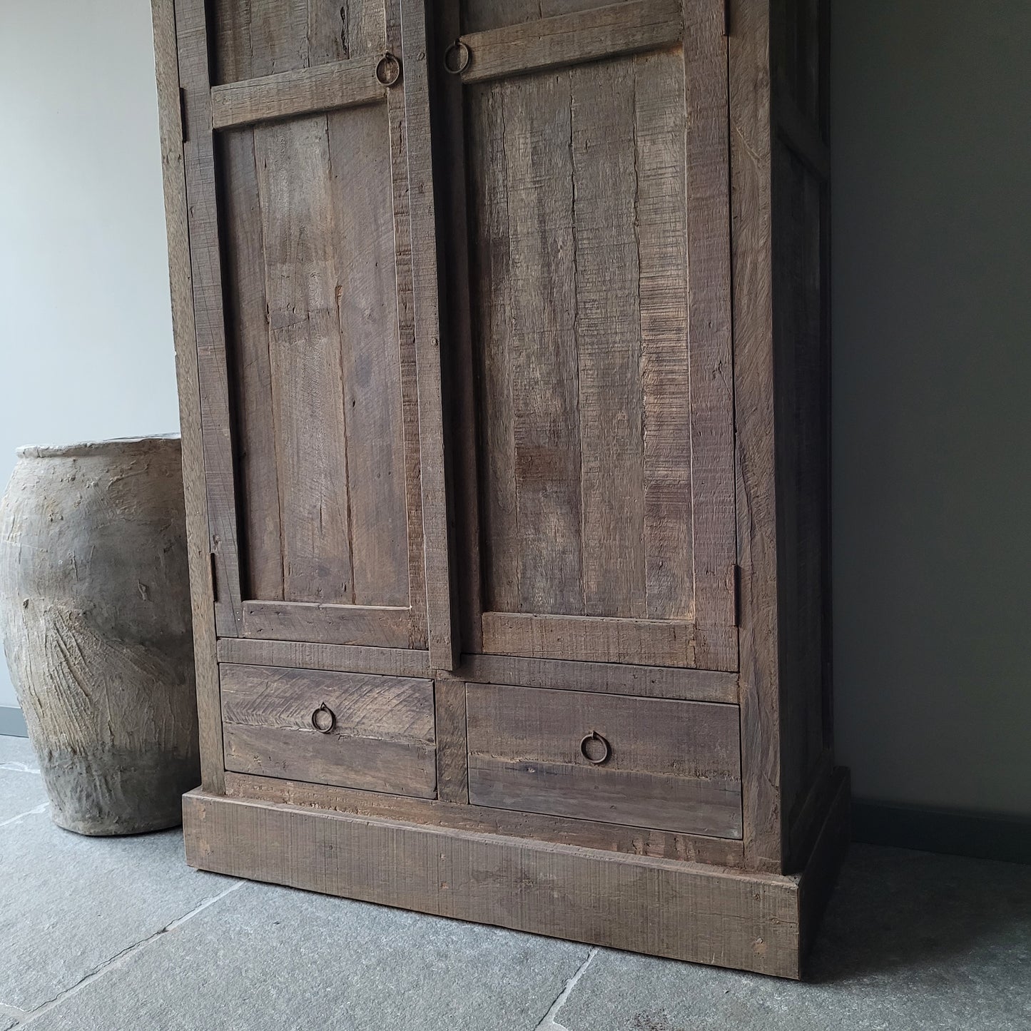 Kast driftwood oud hout 2-deurs/lades