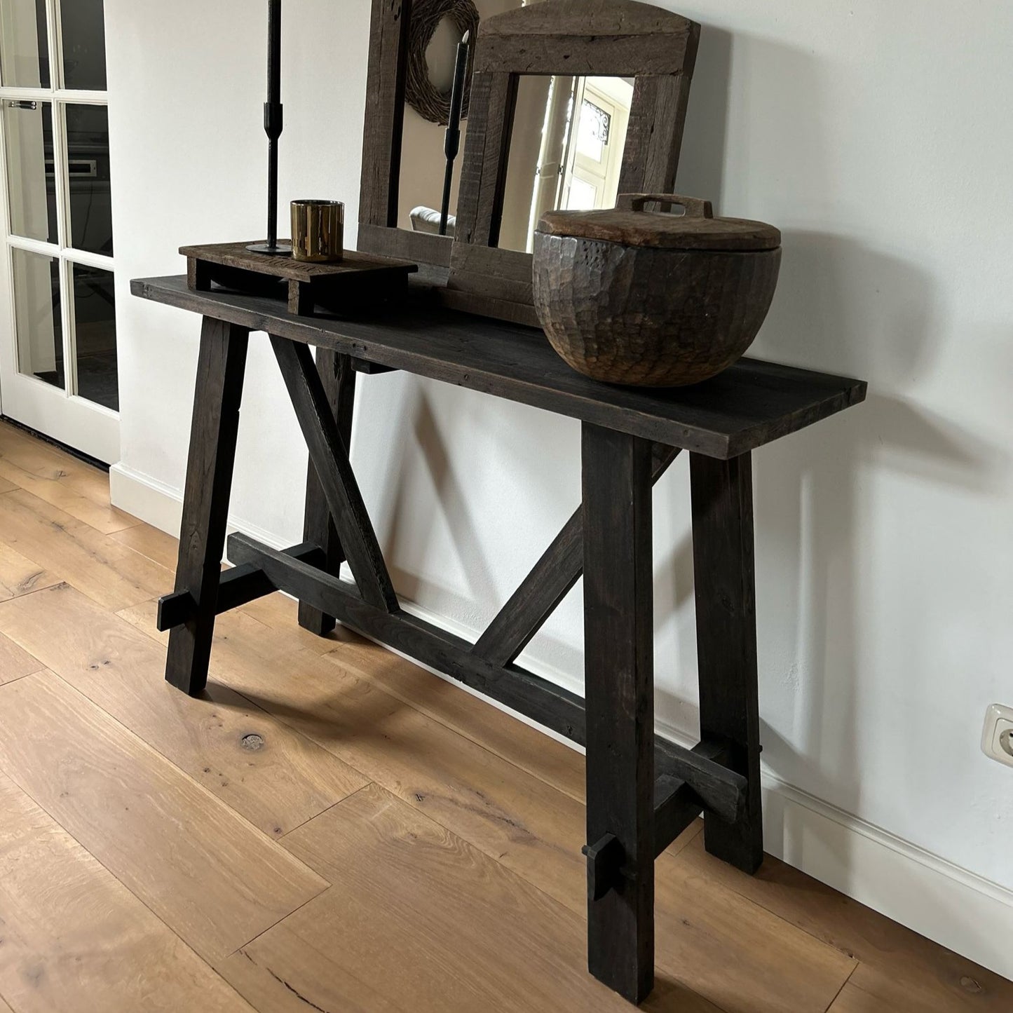 Sidetable Vintage sober vergrijsd