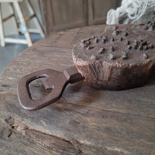 Houten batik flesopener
