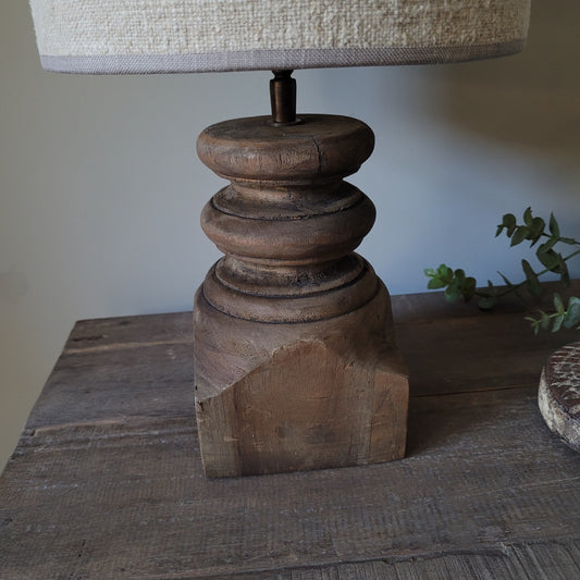 Houten baluster tafellamp incl. shabby kap