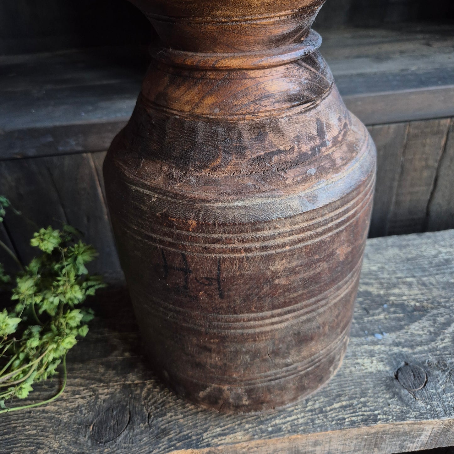 Oud houten kruik met deksel Luksa nr. 2