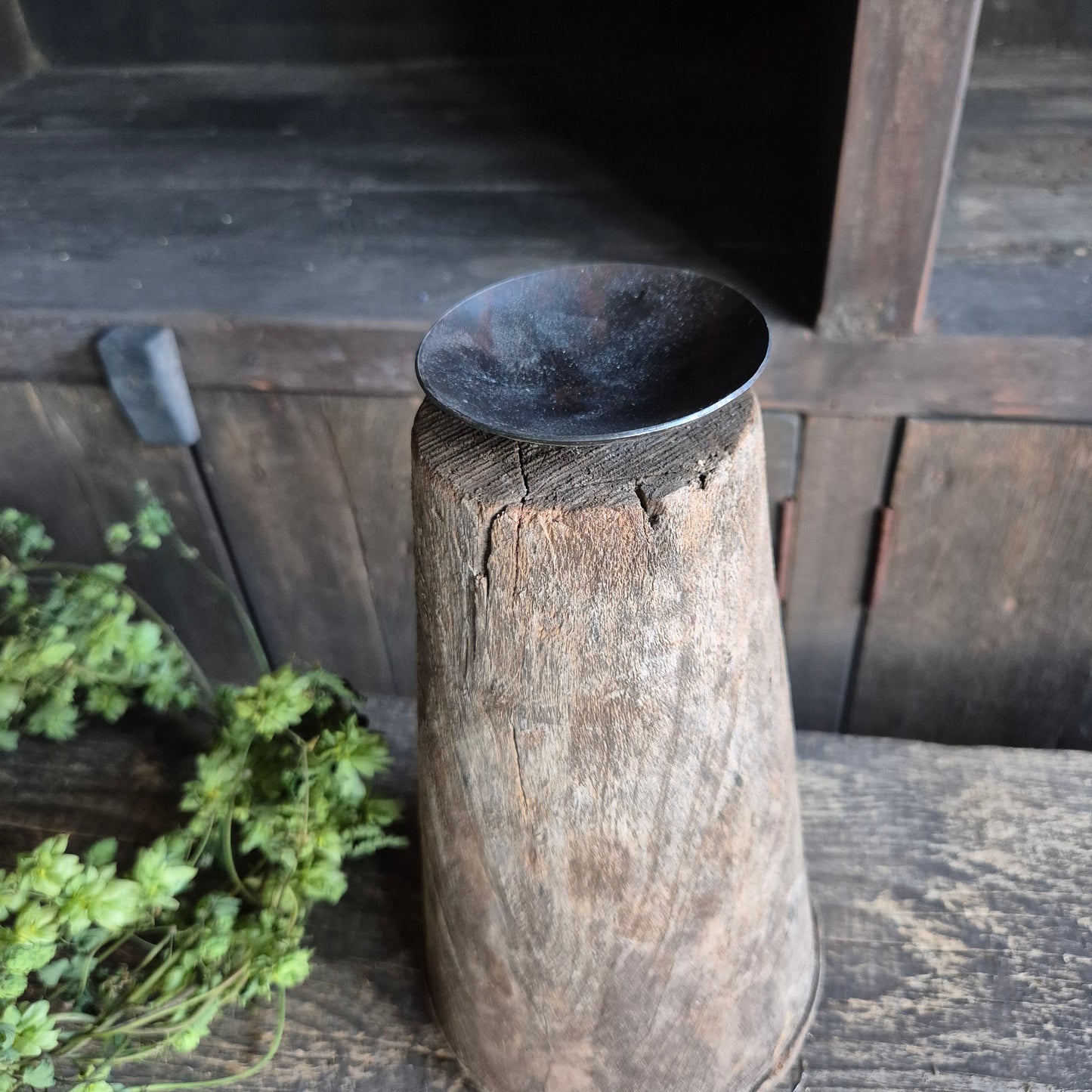 Oud houten kandelaar nr. 5