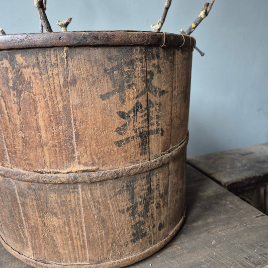 Houten pot | kruik met ijzeren beslag nr. 3