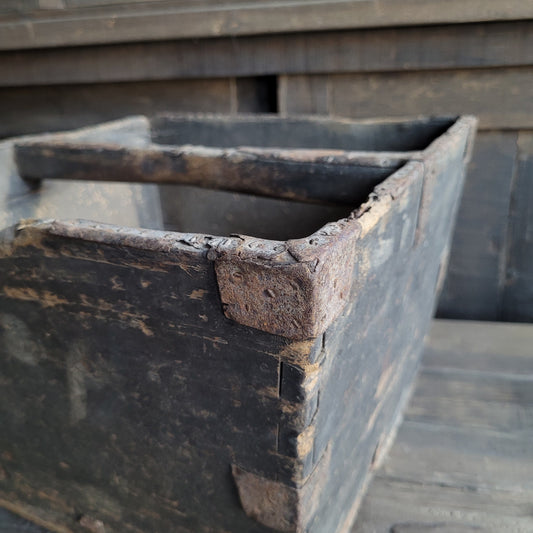 Uniek oud houten rijstbak met handvat