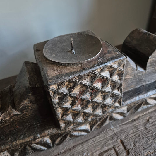 Uniek oud houten ornament nr. 3