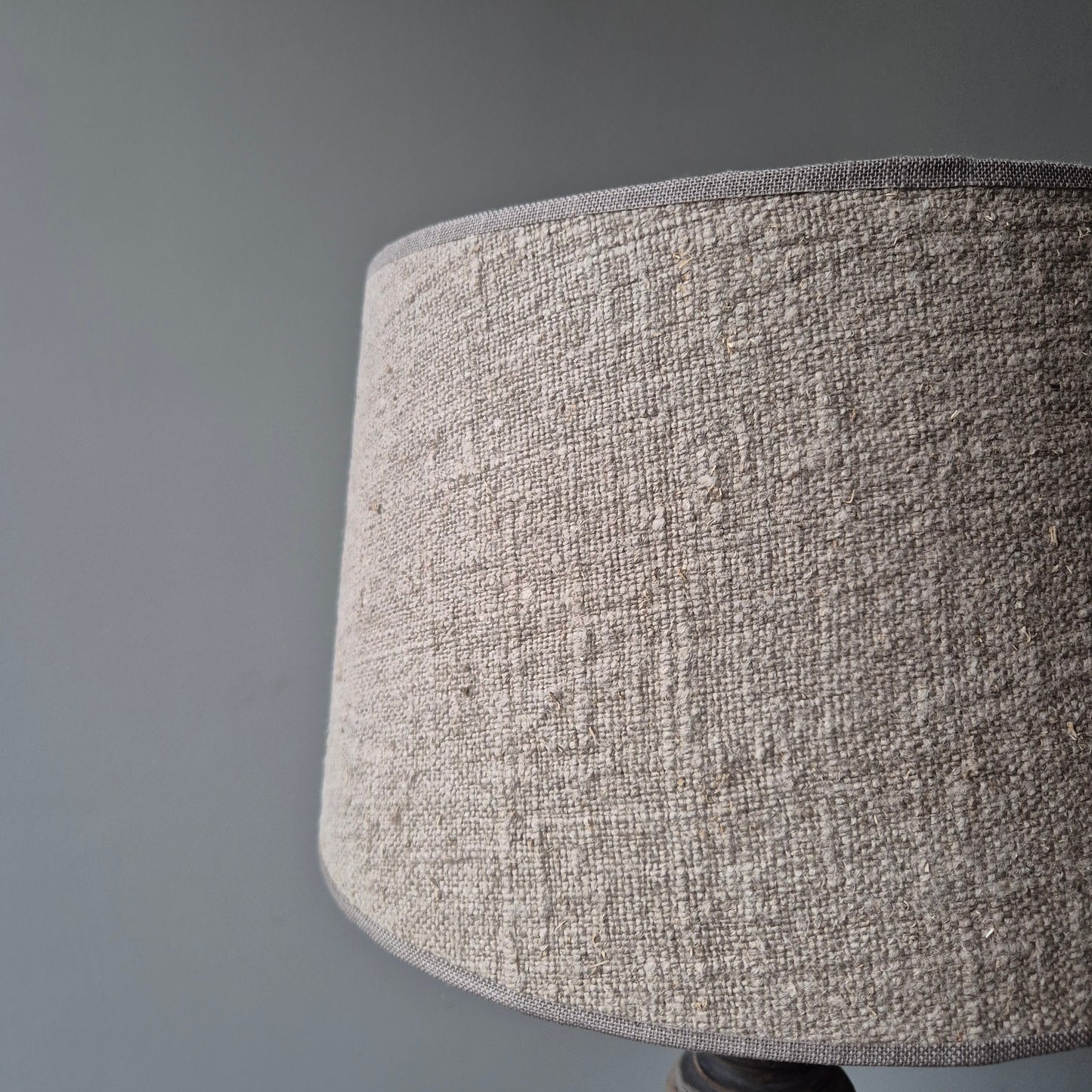 Houten baluster tafellamp incl. shabby kap L