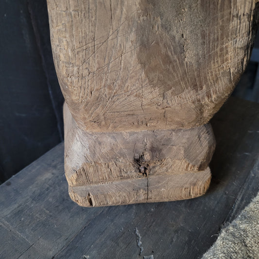 Uniek oud houten vijzel