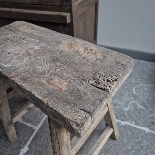 Oud houten kruk nr. 8