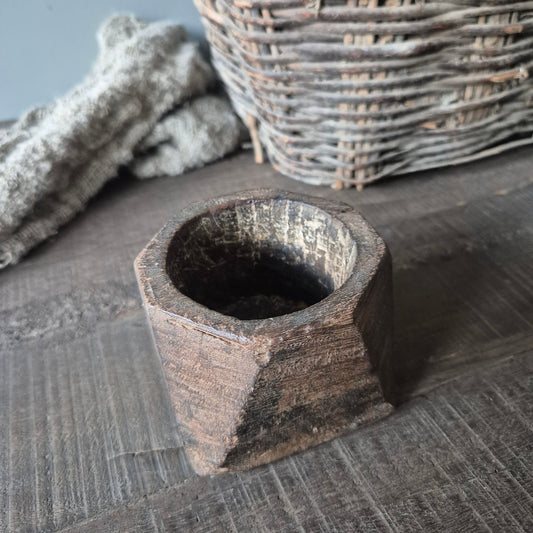 Uniek oud houten schaaltje nr. 1