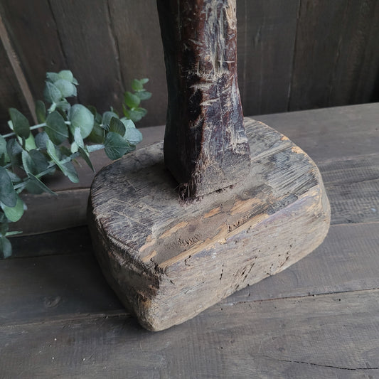 Uniek oud houten kandelaar