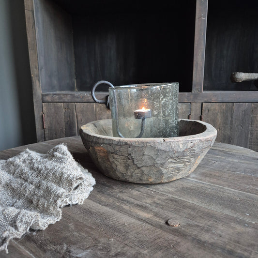 Oud houten schaal nr. 20