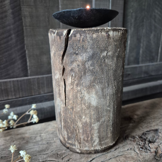 Uniek oud houten kandelaar nr. 15