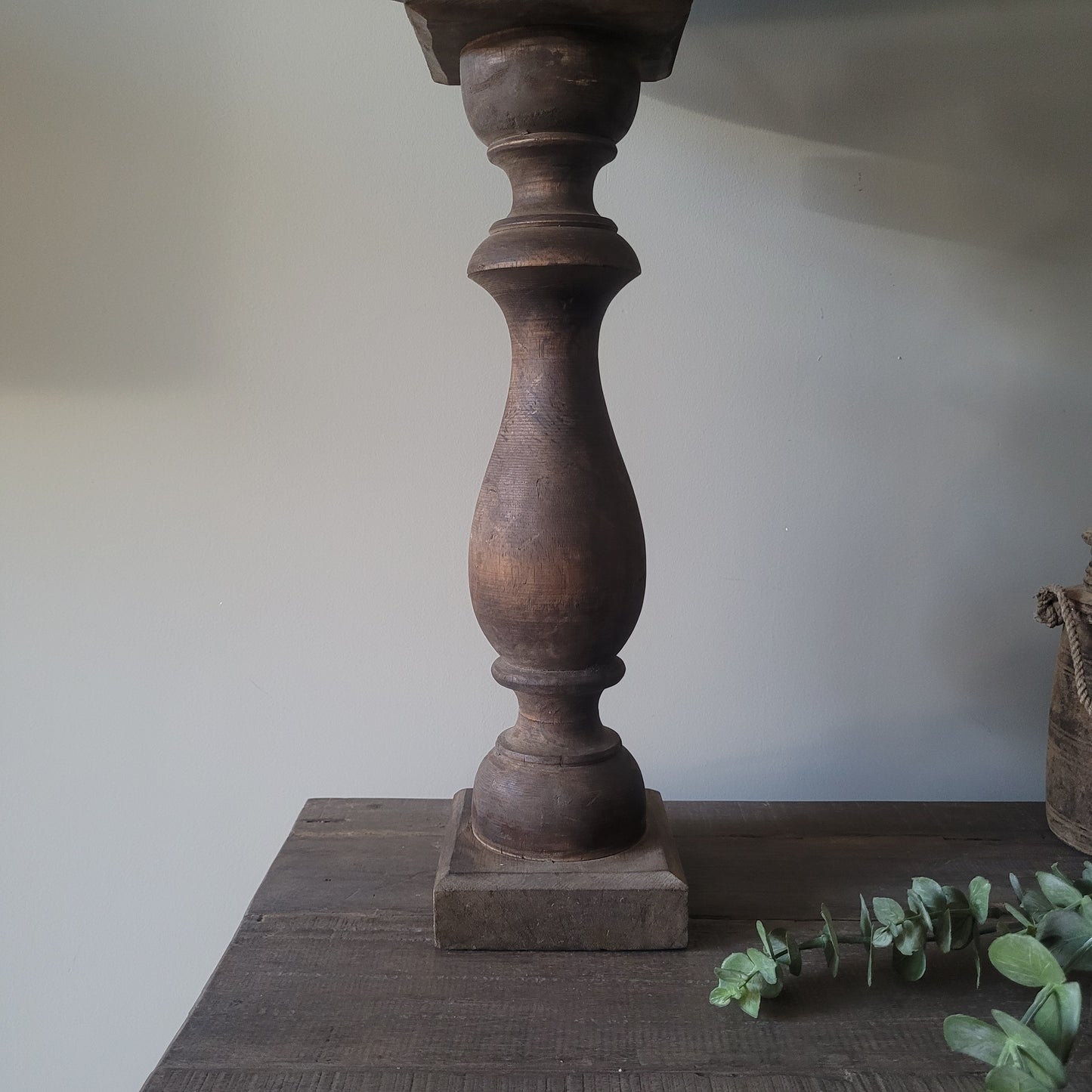Houten baluster tafellamp incl. shabby kap L