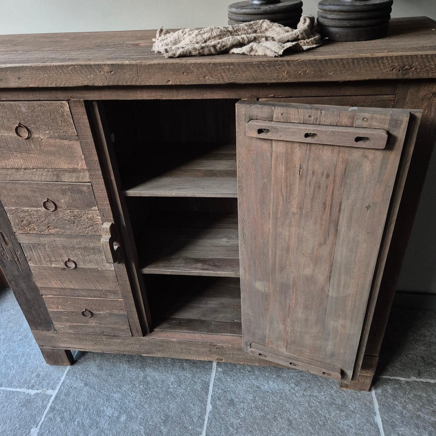 Dressoir | kast driftwood schuifslot 8 lades