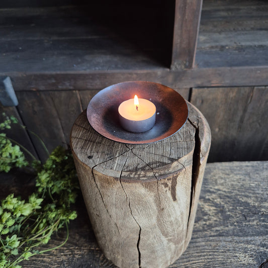 Oud houten kandelaar nr. 2