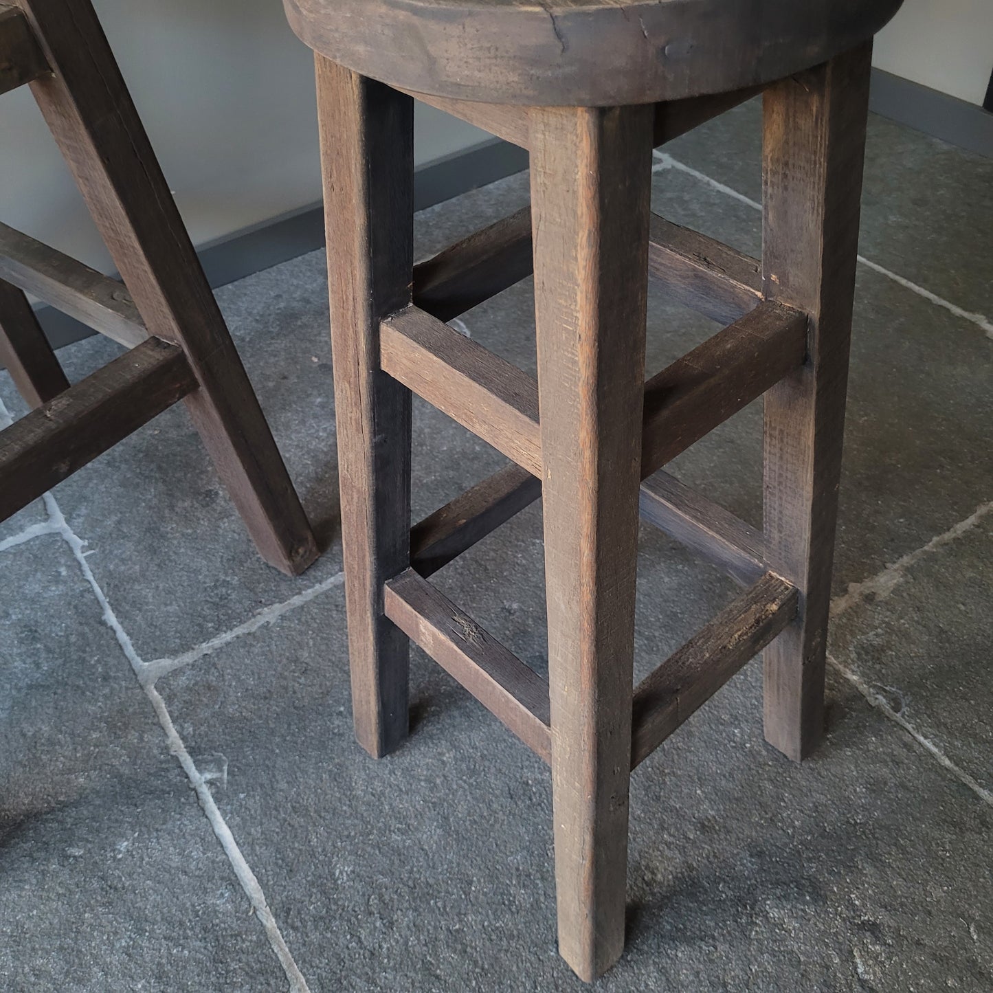 Barkruk | bijzettafel driftwood