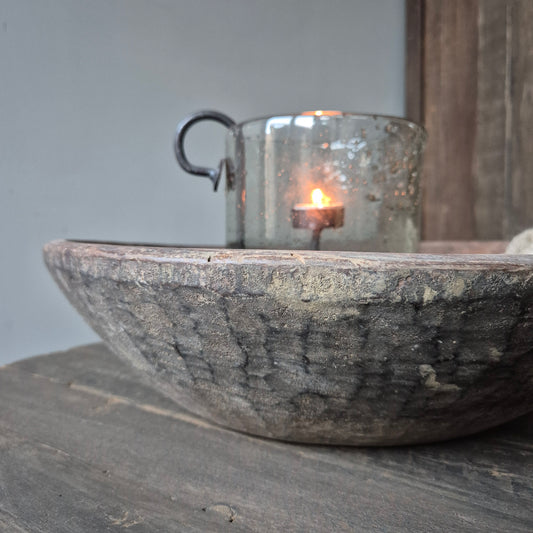 Oud houten schaal nr. 53