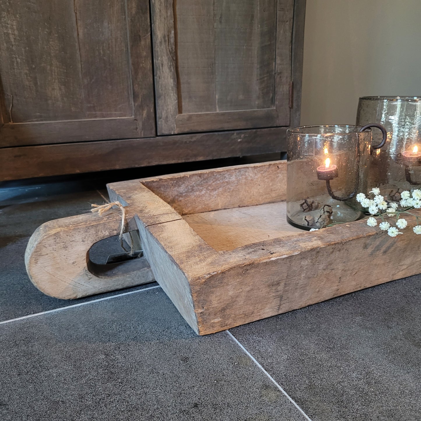 Uniek oud houten trog met handvat XL