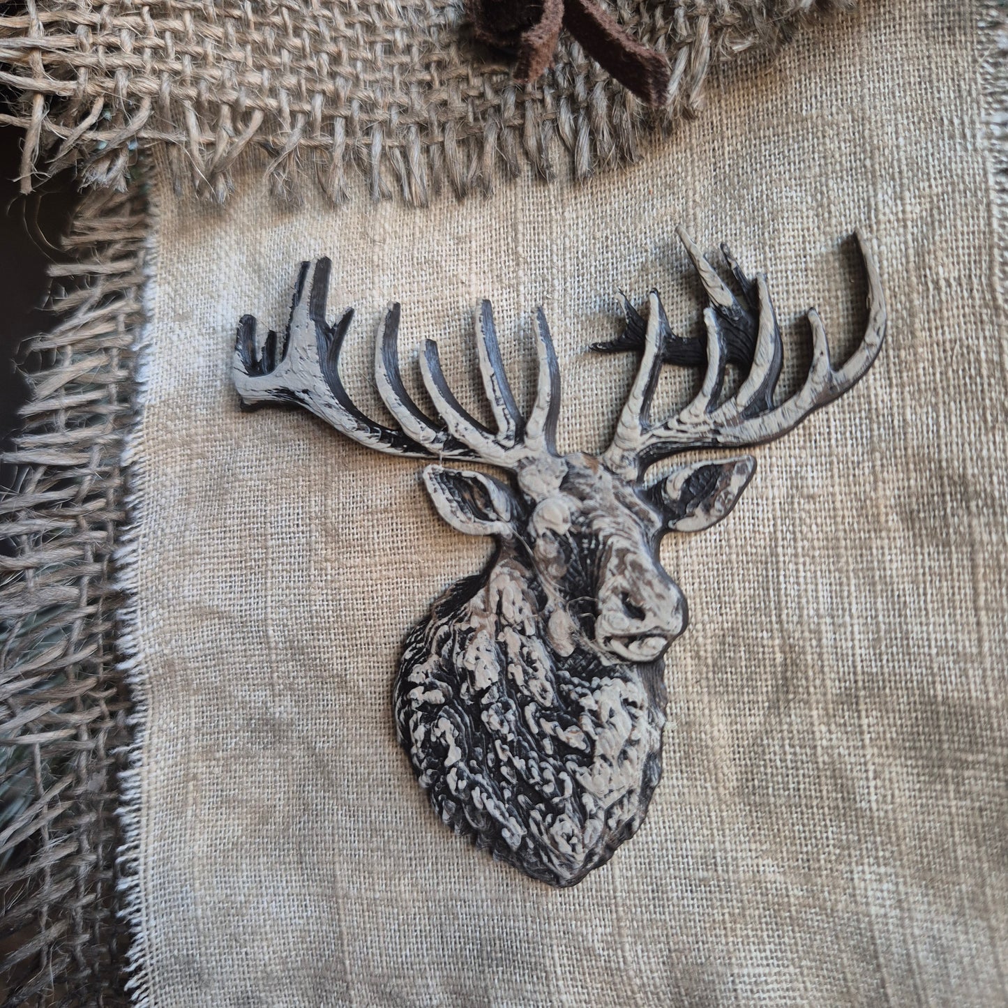 Handgemaakt jute rendier hanger San7 kerst