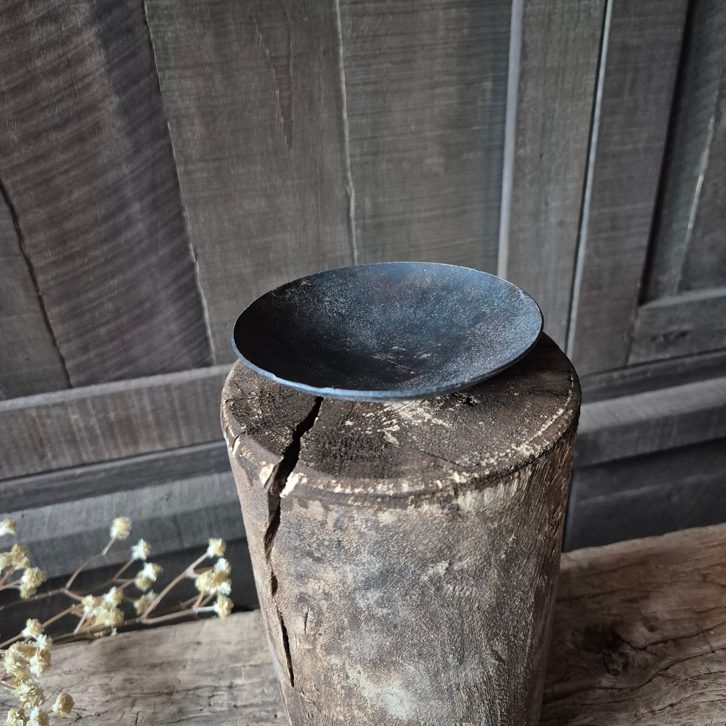 Uniek oud houten kandelaar nr. 15