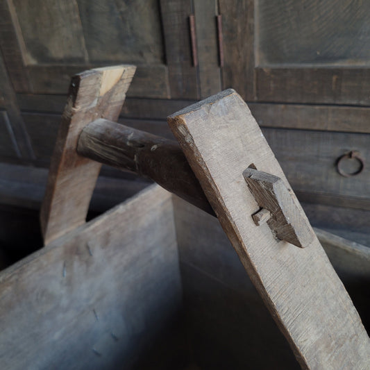 Uniek oud houten Chinese rijstbak met handvat nr. 1